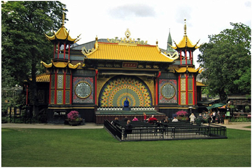 Jardins-du-Tivoli-théâtre-Peacock-02