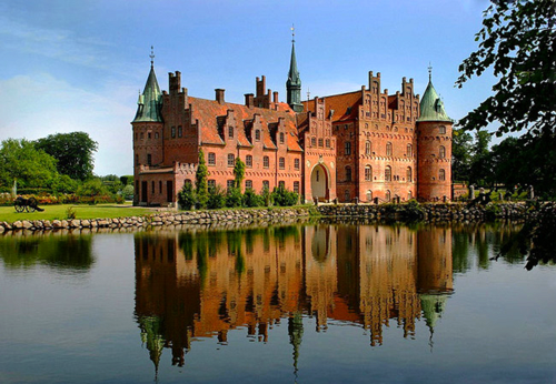 Chateau-egeskov-02